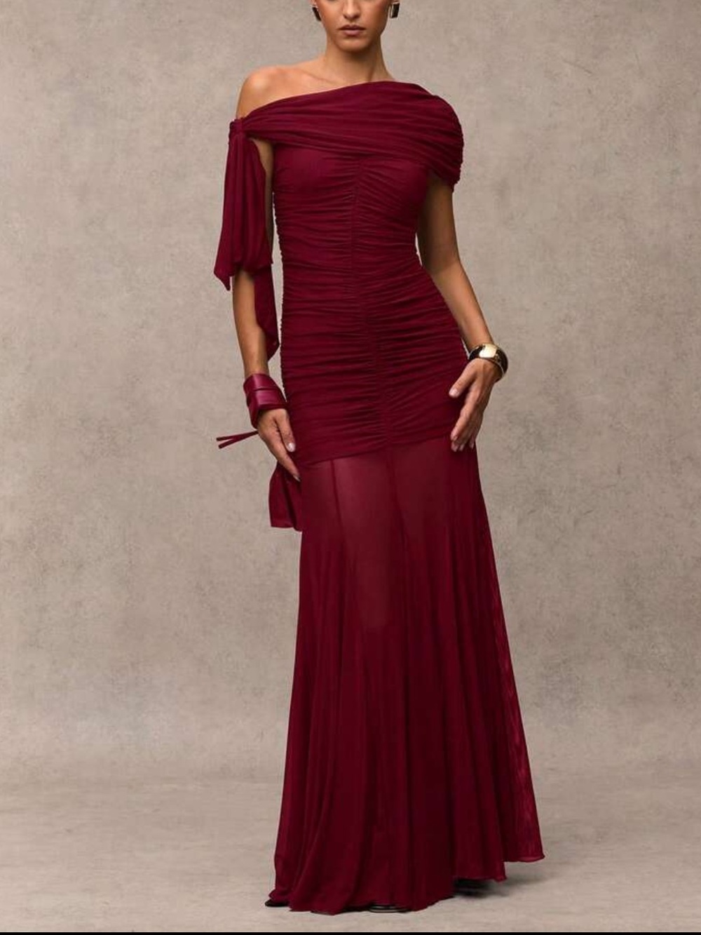 Elegant One-Shoulder Burgundy Evening Dress - Picture 4 of 8